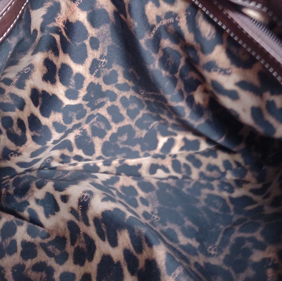 Gorgeous b.makowsky tote style purse - Picture 5 of 8